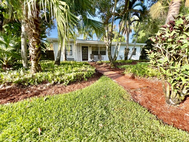 Photo - 644 SE 5th St