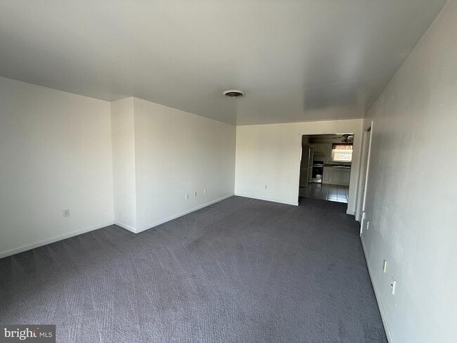 23 Taft Ave Unit 3