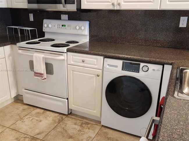 Photo - 2501 S Ocean Dr Unit PH6