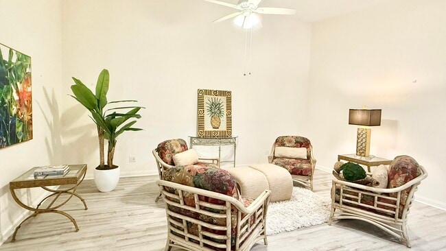 Photo - 2861 Livingston Ln