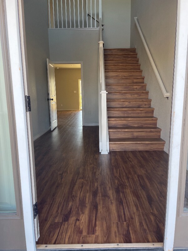 Photo - 2785 Exmoor Ln