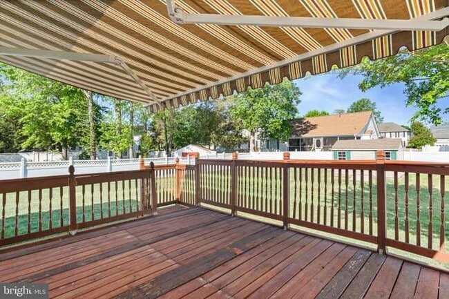 Photo - 2707 Glendas Way