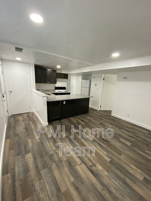 Photo - 1591 W 1600 N Unidad Apt 3
