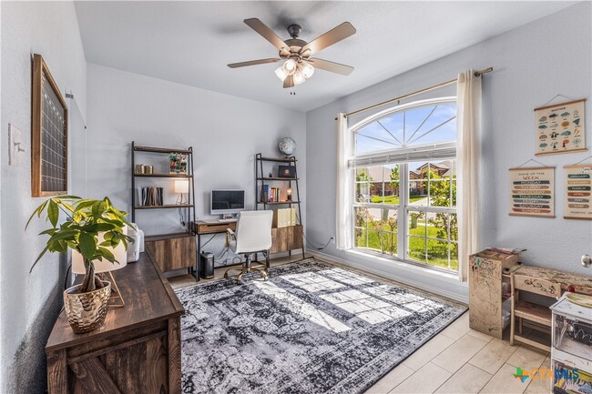 Photo - 5107 La Piedra Ln