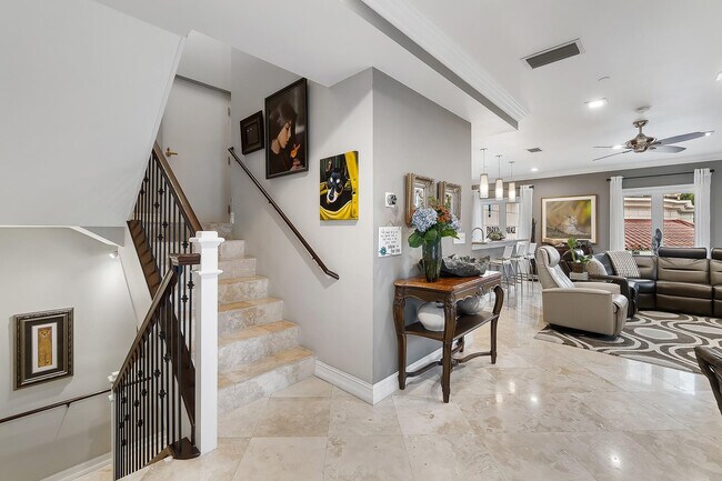 Photo - 301 Tarpon Dr