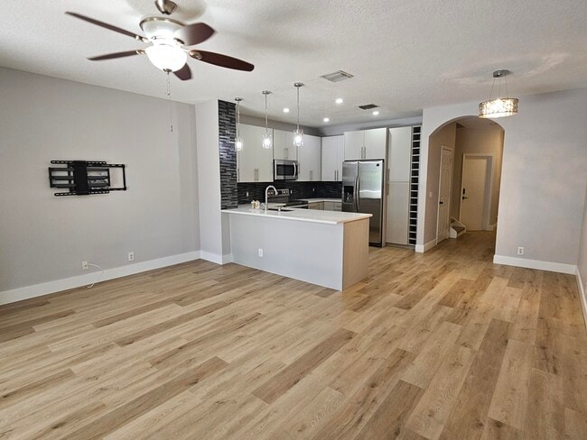 Photo - 9749 Porta Leona Ln