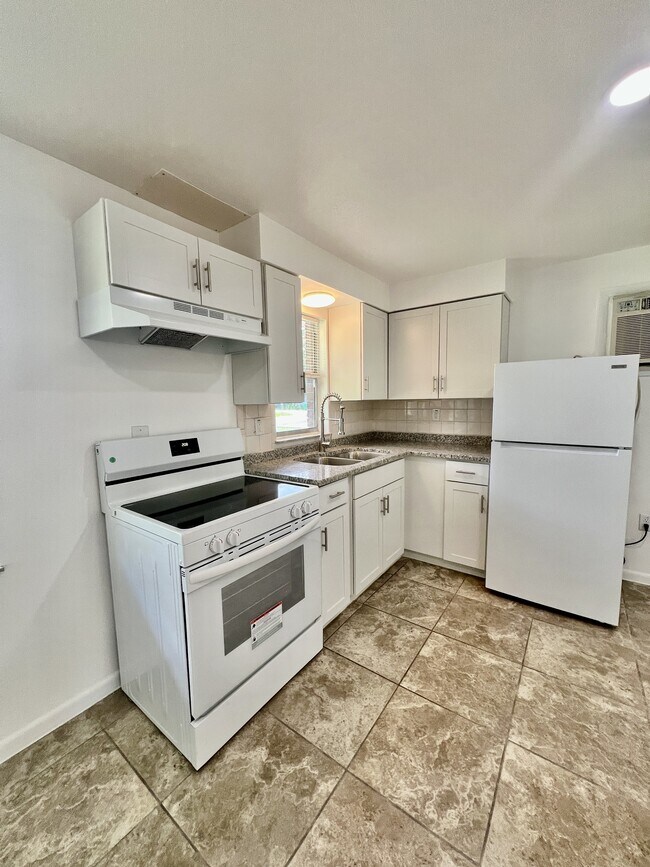 5739 9th St Unidad 1