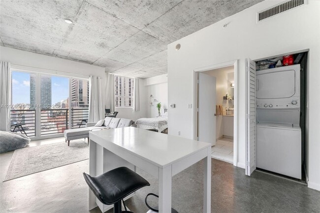 Photo - 133 NE 2nd Ave Unit 1711