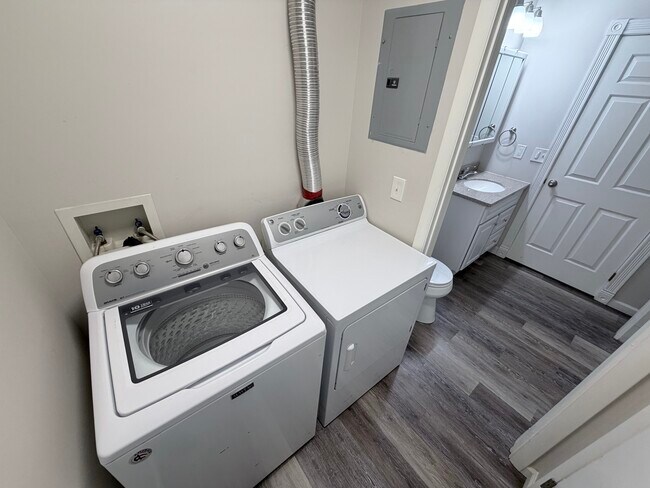 Photo - 45 S Monroe St Unidad 301