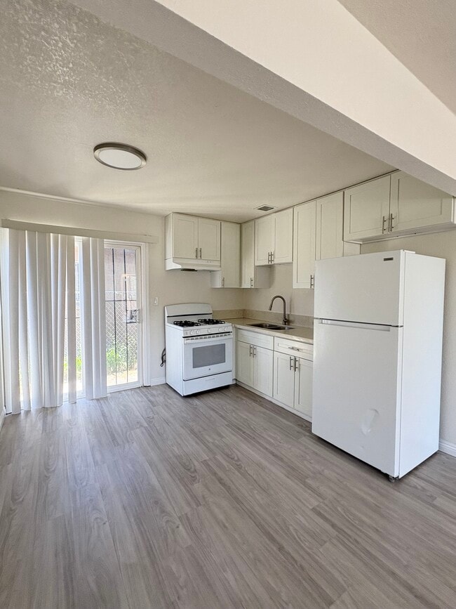 3718 45th Ave Unit 3