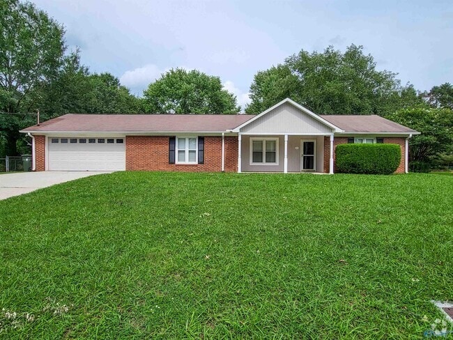 Building Photo - 308 Red Oak Rd Rental