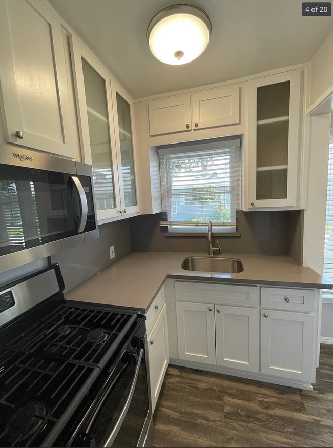 Photo - 1815 W Victory Blvd