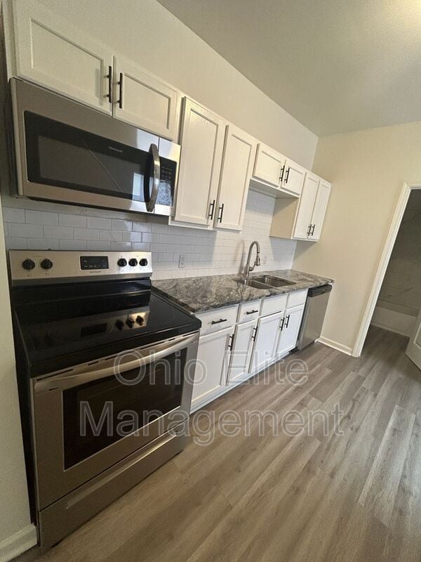 Photo - 123 Hayden Ave