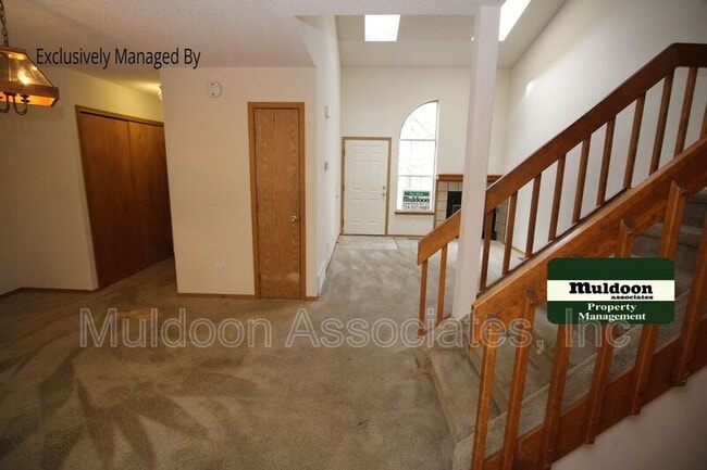 Photo - 2048 Palm Dr