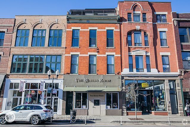 Building Photo - 1470 N Milwaukee Ave Unit #  02 Rental