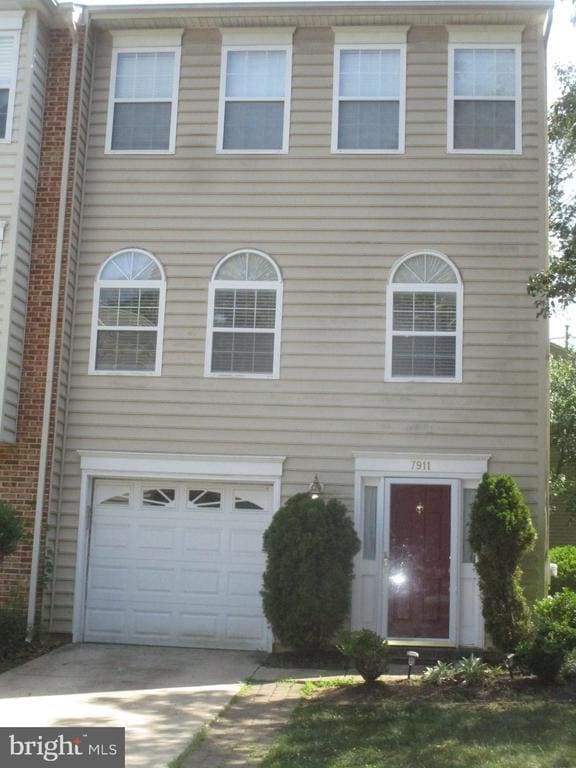Photo - 7911 Heatherleigh Pl