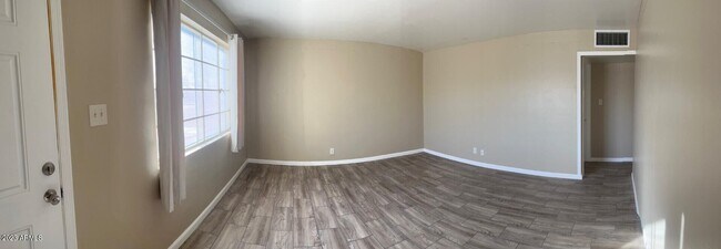 Photo - 8638 North 8th St