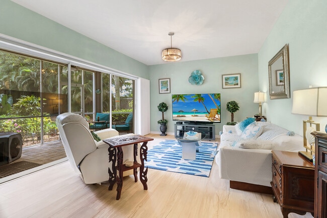 Building Photo - 2820 Citrus Lake Dr Unit 101