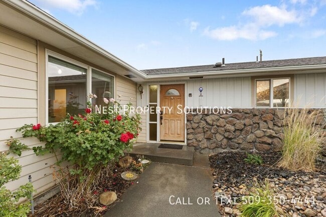 Photo - 603 N Crestview Dr