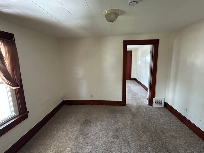 Photo - 4653 Horton Rd Unit 4653 Horton Rd (2nd Floor South)