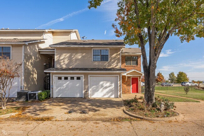 Photo - 12 Meadow Creek Dr