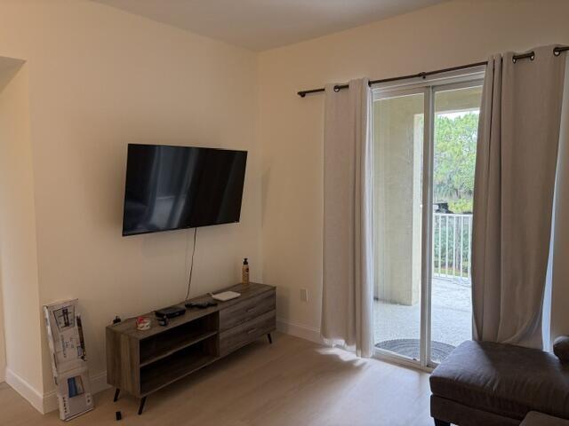 Photo - 1155 Main St Unit 209
