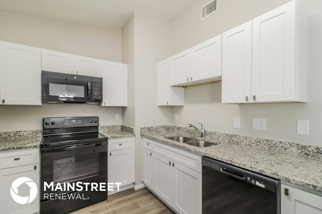 Photo - 3405 4th St W