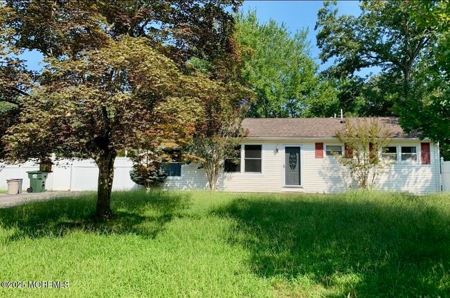 Photo - 10 Oakwood Drive