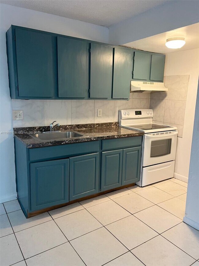 Photo - 2034 NW 43 Terrace Unit 3