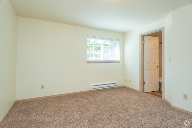 1BR, 1BA - 800SF
