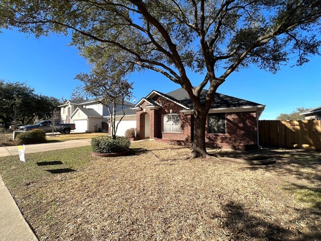 Photo - Single Story 4 Bedrooms 2 Bathrooms Home for Rent in Prime Northwest of Austin Location, nearby A...