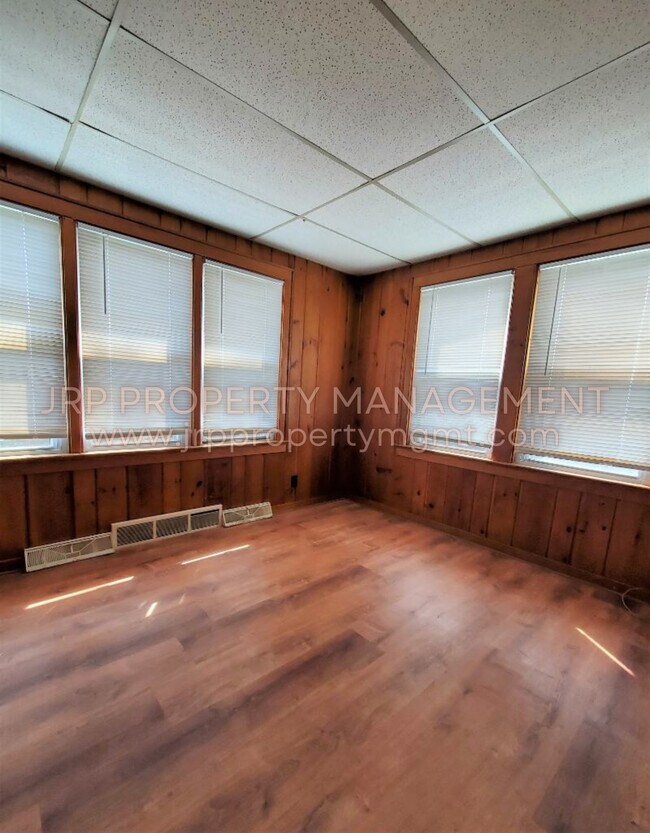 907 S Grinnell St Rental House Rental in Jackson, MI