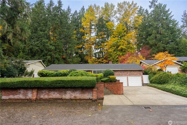 Photo - 3bd/2.25ba Bellevue Home