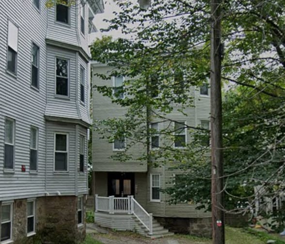 Building Photo - 17 Parker Hill Ave Unit 2