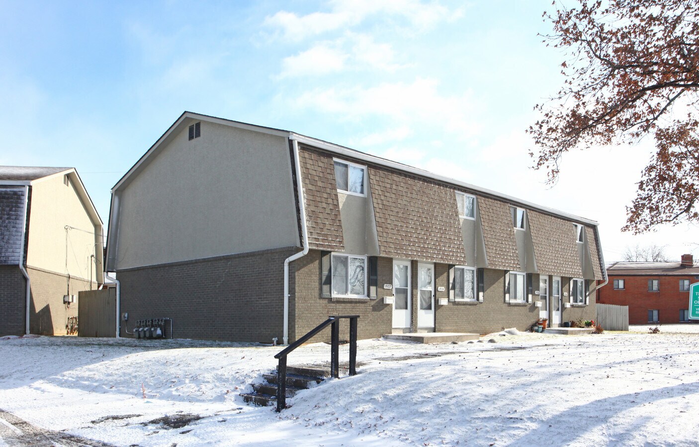 Blacklick Plaza Apartments - Blacklick Plaza Apartments
