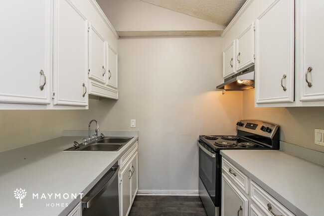 Photo - 346 Sprahler St