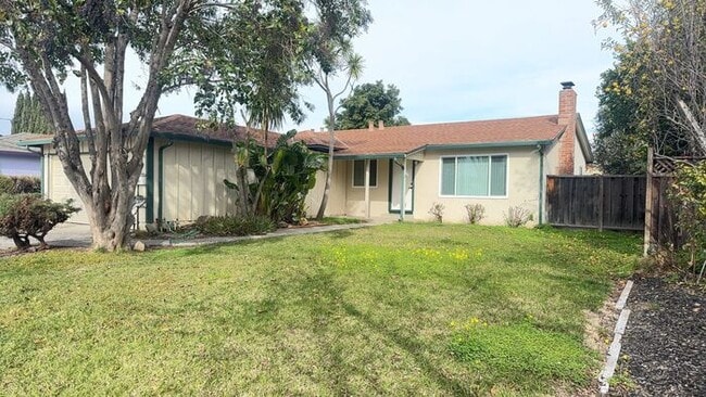 Photo - Stunning 4-bedroom, 2-bathroom