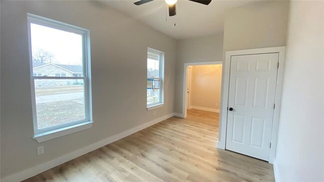 Photo - Remodeled 5 bedroom home in Mcloud!