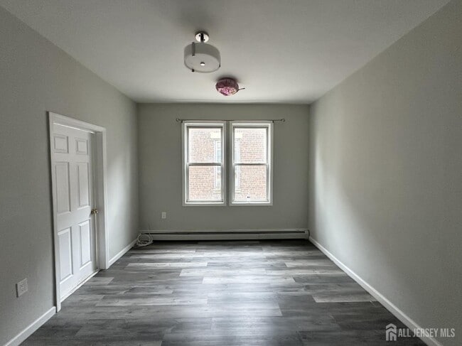 Photo - 159 Lewis St Unit 2