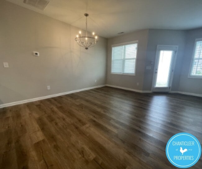 Photo - 764 Putney Hl Rd