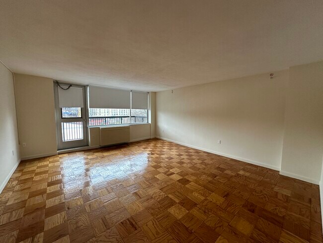 Photo - 75 Monmouth St Unit 714