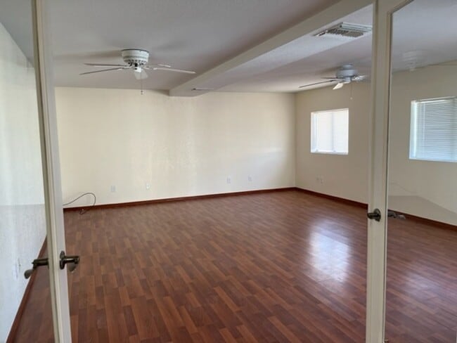Photo - 3 Bedroom Home with Bonus Room!