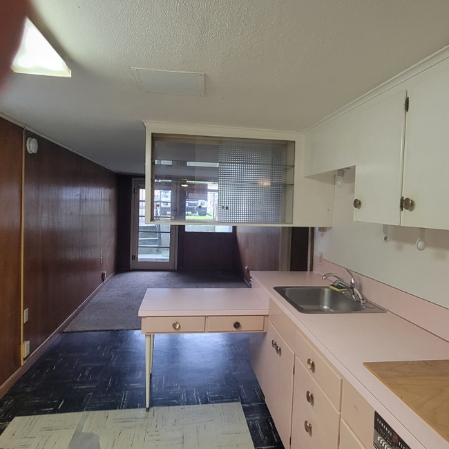 Photo - 636 W Madrone St Unit 636