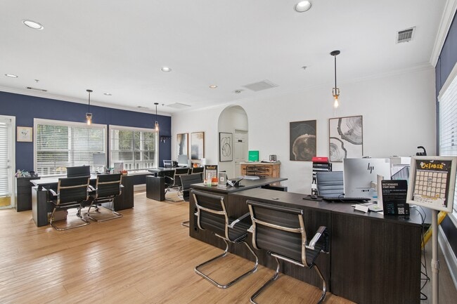 Photo - Greenhouse Apartments