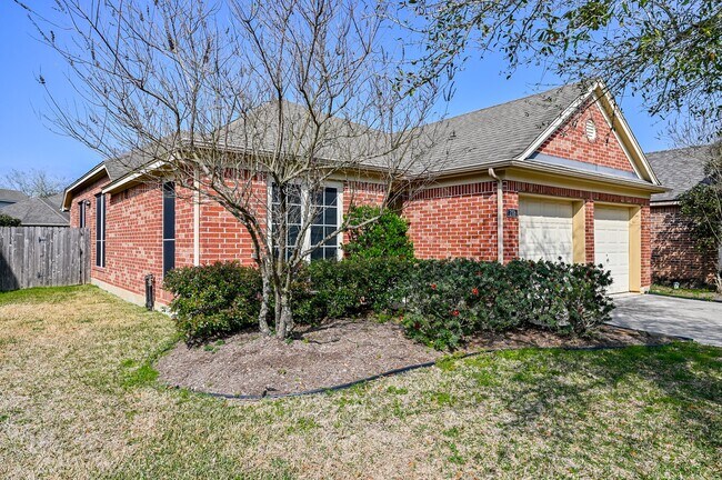 Photo - 2106 Castle Gardens Ln