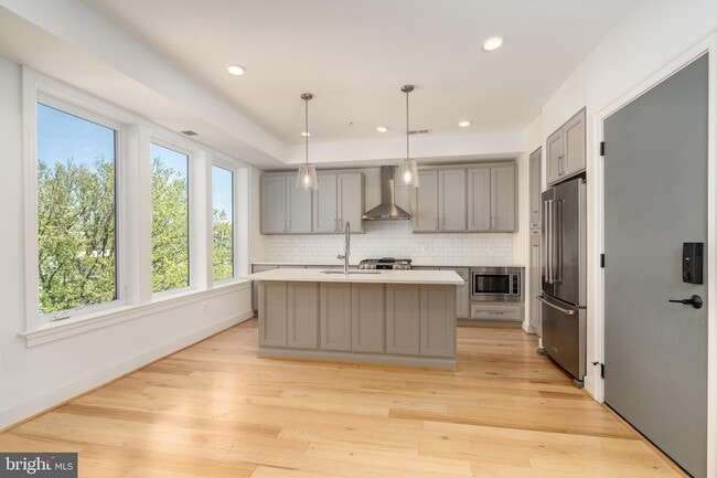Photo - 811 Upshur St NW Unit 10