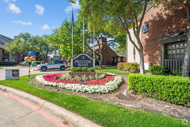 Building Photo - Preston Bend Rental