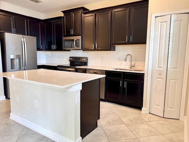 Photo - For Rent in ChampionsGate 3/2.5 Townhouse with Water View