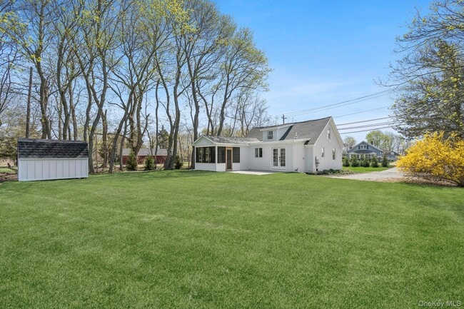 Photo - 5075 Main Rd