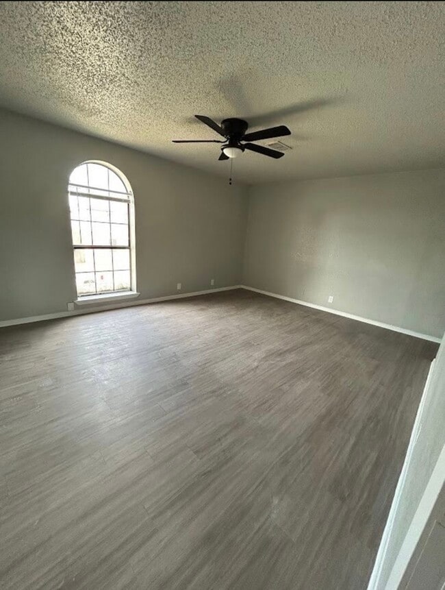 Photo - 278 Alexandria St